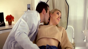 Anny Aurora pussy eating