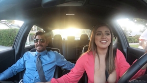 Saggy tits star dick sucking in car
