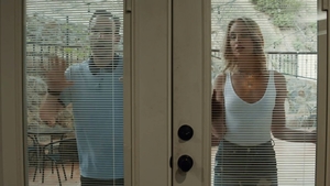 Trimmed pussy MILF rushes rough fucking