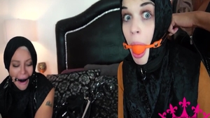 Real sex accompanied by kinky lesbo