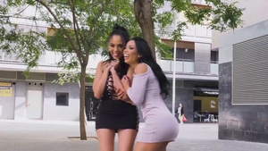 Pretty pornstar throat fuck