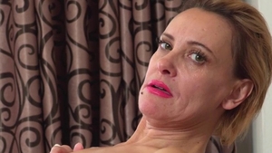 Hairy pussy stepmom craving ejaculation in sexy stockings