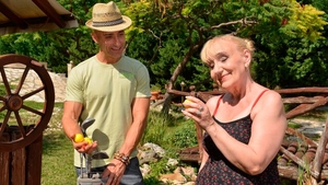 Skinny brunette hardcore double penetration on sofa