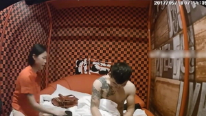 Asian amateur doggystyle in hotel