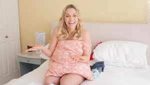 FILF: Nude & trimmed Mia Malkova massage