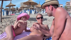 G and G - Shaved deutsch amateur pussy fuck outside HD