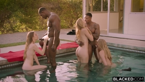 Babe Kendra Sunderland orgy sex tape