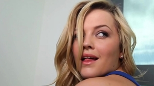 Large tits american Alexis Texas