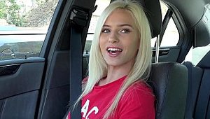 Bang! - Blonde babe Kiara Cole pussy eating in the car