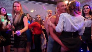 Party Hardcore: Group sex in the club